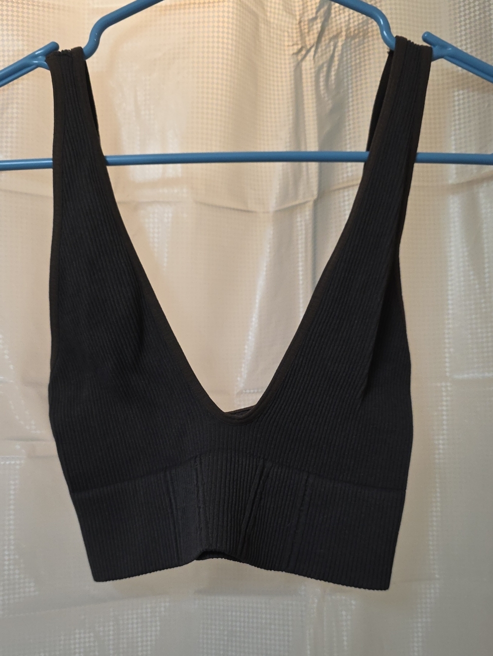 NUX Black Ribbed Deep V Bralette